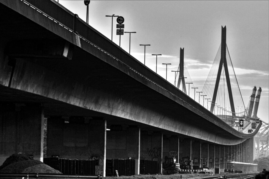 Köhlbrandbrücke